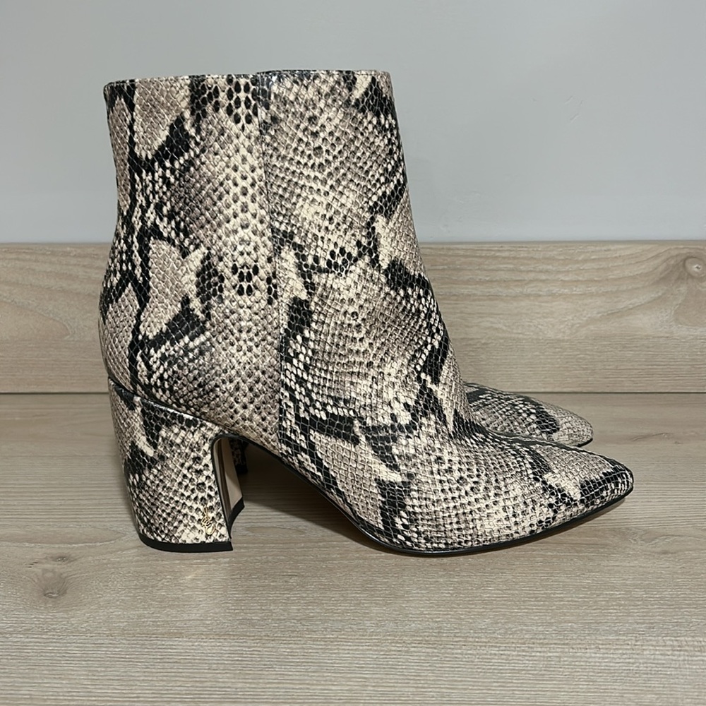 Sam Edelman Snake Skin Ankle Boots size 11